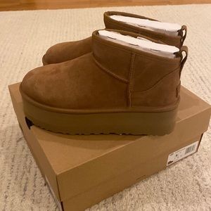 W Classic ultra mini platform Size 9